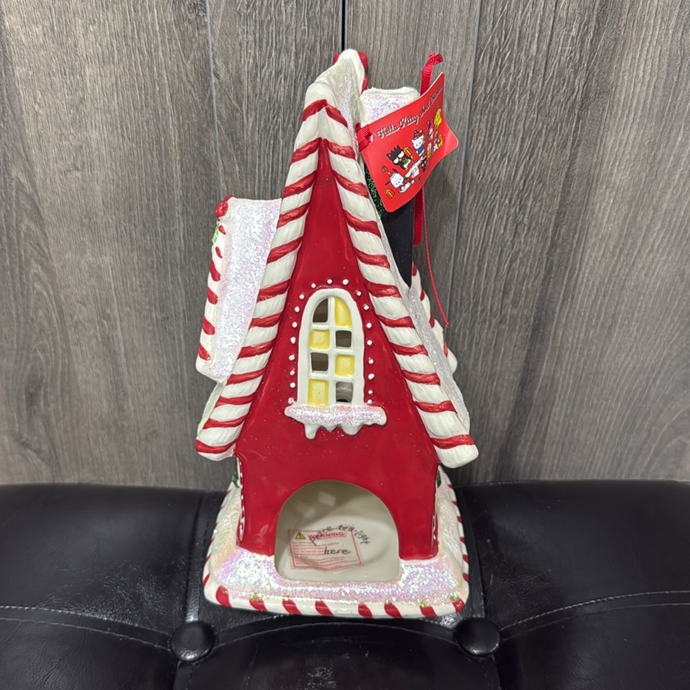 Blue Sky Clayworks Hello Kitty & Friends Christmas Red Striped Candle House - Picture 9 of 14